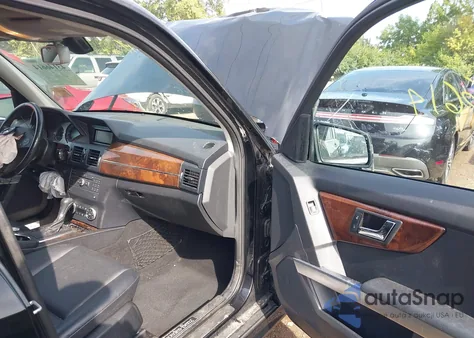 2011 Mercedes-Benz Glk 350 4Matic z USA, uszkodzony, nr VIN WDCGG8HB2BF610992